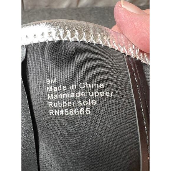 Abound Erinn Pointed Toe Heel Boots Women's Silver Metallic Size US 9M - Picture 7 of 9